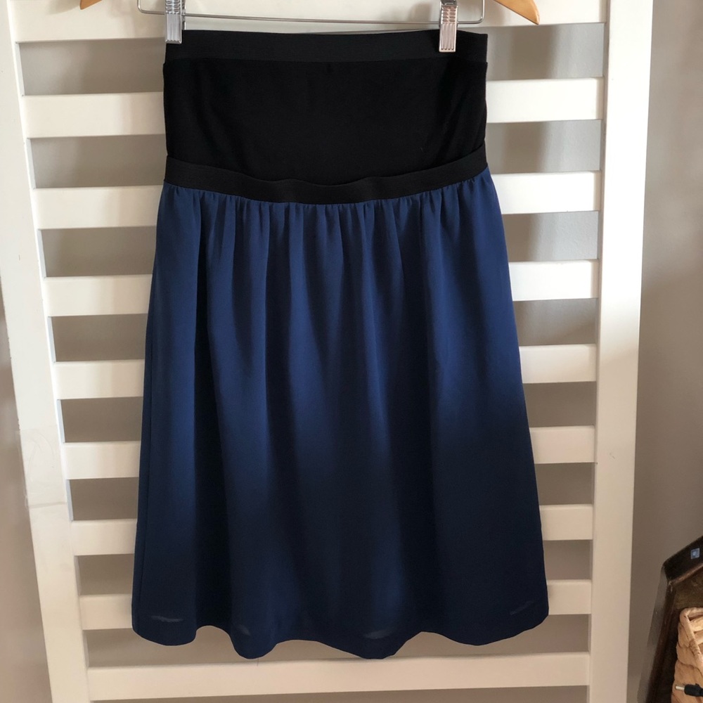 Short, strapless dress!